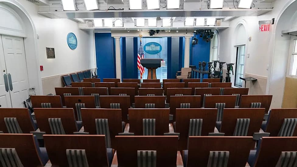Major US Networks Suspend White House Pool Coverage After CNN, MS NOW and Politico Barred